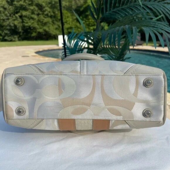 COACH Monogramed Cream & Tan Hamilton Tote Handbag Purse Silver Hardware GUC - Picture 4 of 11